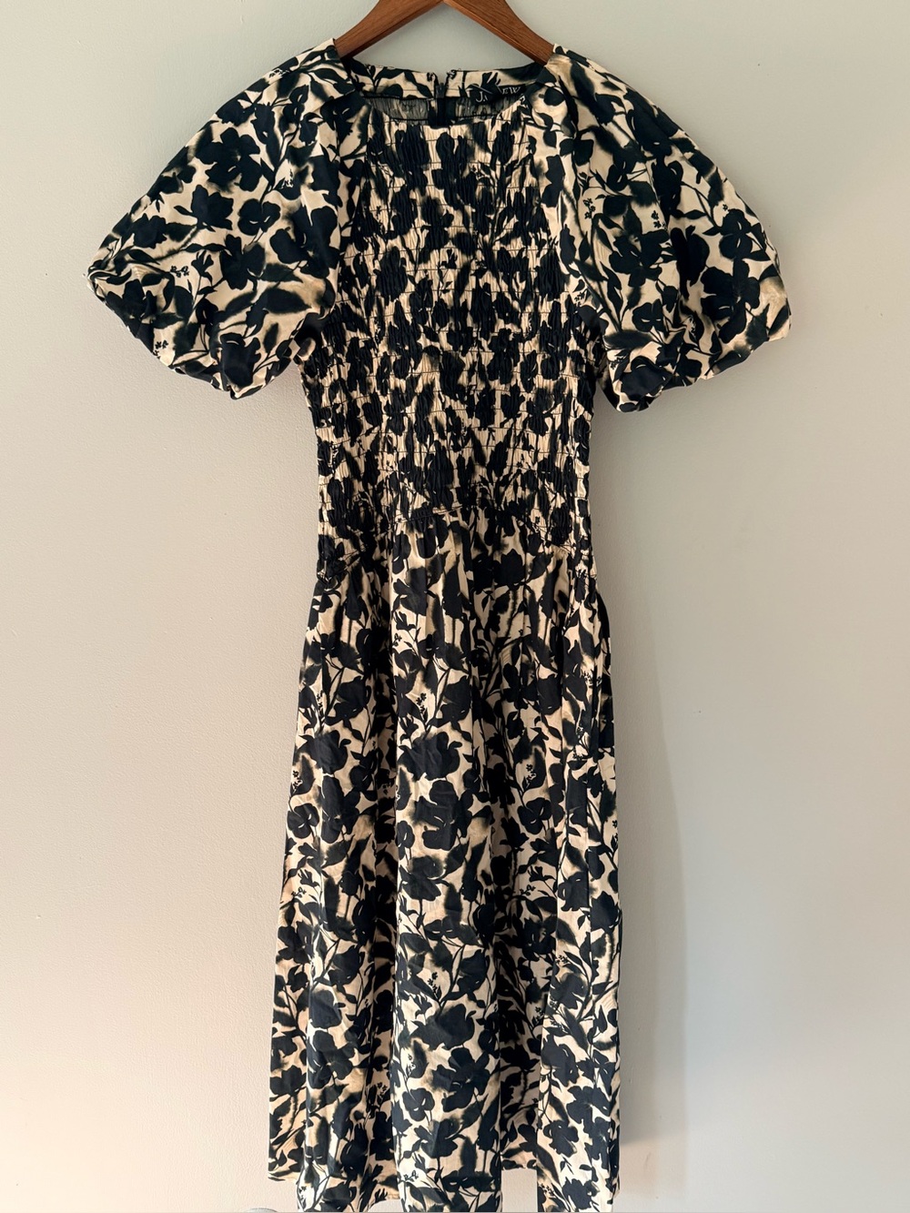 J.Crew Meadow Puff Sleeve Smocked Floral Cotton Poplin Midi Dress NWT XS - Picture 2 of 5